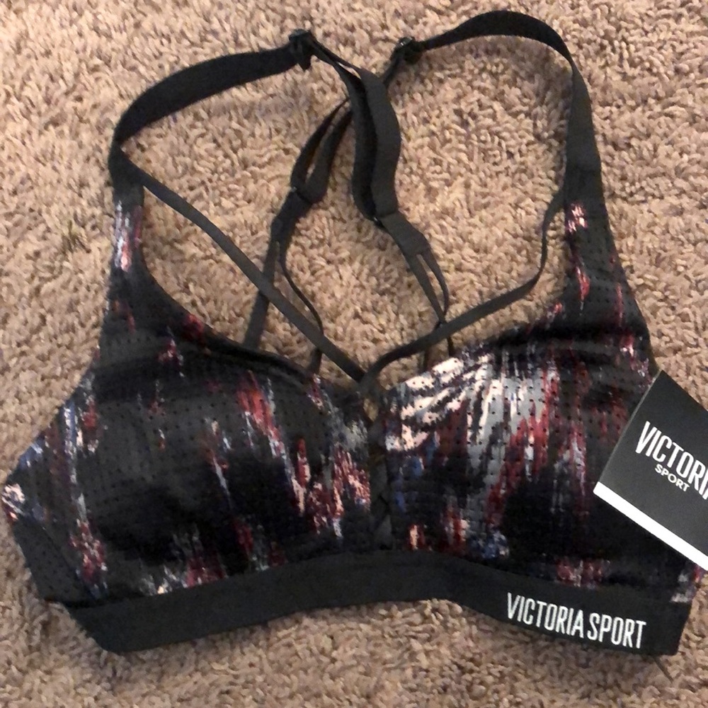 Victoria secret lightweight sports bra
